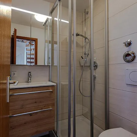 Seeblick Maisonette Констанц